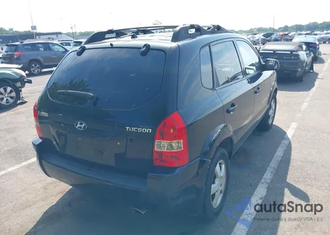 2005 Hyundai Tucson Gl z USA, uszkodzony, nr VIN KM8JM12B05U191363